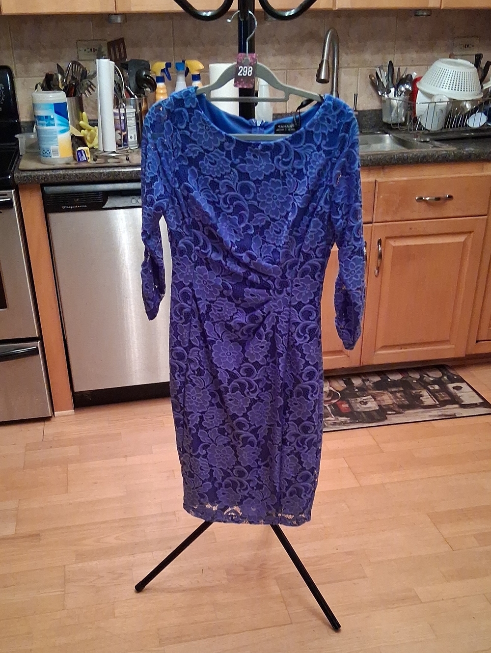 Blue Floral Lace Long-Sleeve Sheath Dress